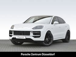 Weiß Gebraucht 2022 Porsche Cayenne SUV | 147.600 €