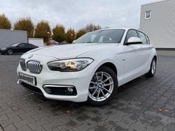 Weiß Gebraucht 2016 BMW 116 Urban Line Kleinwagen | 9.500 € (Fairer Preis)