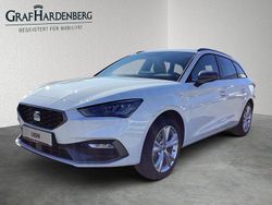 Weiß Gebraucht 2025 Seat Leon FR Limousine | 38.990 €
