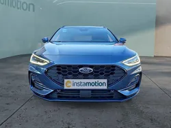 Blau Gebraucht 2023 Ford Focus Kombi | 22.999 € (Superpreis)