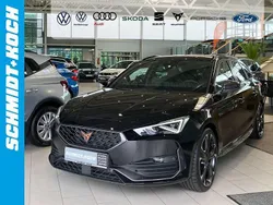 Mitternachtsschwarz Gebraucht 2024 Cupra Leon VZ Limousine | 37.780 € (Fairer Preis)
