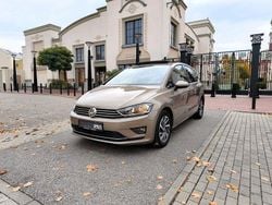 Pyramid gold metallic Gebraucht 2017 VW Golf Sportsvan Sound Van / Kleinbus | 16.297 € (Fairer Preis)