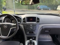 Blau Gebraucht 2009 Opel Insignia Edition Limousine | 8.000 € (Etwas zu teuer)