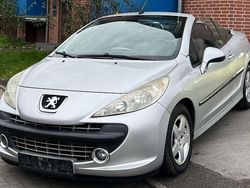 Grau Gebraucht 2007 Peugeot 207 CC Sport Cabrio | 1.990 € (Fairer Preis)