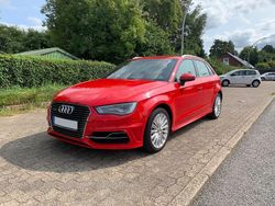 Rot Gebraucht 2015 Audi e-tron Sport SUV | 13.000 € (Superpreis)