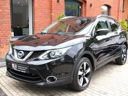 Schwarz Gebraucht 2016 Nissan Qashqai N-Connecta SUV | 14.200 € (Fairer Preis)