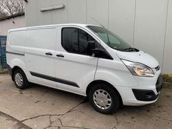 Frostweiß Gebraucht 2018 Ford Transit Custom Trend Van / Kleinbus | 19.295 € (Guter Preis)