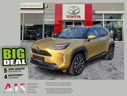 Brass gold metallic Gebraucht 2022 Toyota Yaris Hybrid Team | 22.990 € (Fairer Preis)