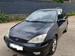 Schwarz Gebraucht 2004 Ford Focus Kombi | 1.250 € (Guter Preis)