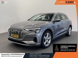 Grau Gebraucht 2020 Audi e-tron Business SUV | 24.940 € (Fairer Preis)