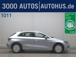 Silber Gebraucht 2023 Audi A3 Advanced Limousine | 21.480 € (Guter Preis)