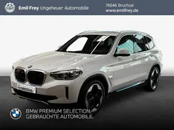 Weiß Gebraucht 2021 BMW iX3 Impressive SUV | 33.680 € (Fairer Preis)