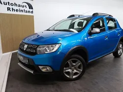 Blau Gebraucht 2016 Dacia Sandero Prestige Kleinwagen | 8.650 € (Fairer Preis)