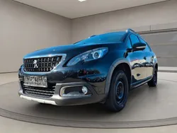 Black metallic Gebraucht 2017 Peugeot 2008 Allure SUV | 8.993 € (Fairer Preis)