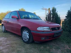 Rot Gebraucht 1997 Opel Astra Kleinwagen | 800 € (Guter Preis)