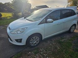 Weiß Gebraucht 2012 Ford Grand C-Max Trend Van / Kleinbus | 4.650 € (Fairer Preis)