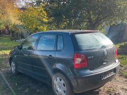 Grau Gebraucht 2001 VW Polo Kleinwagen | 1.900 € (Fairer Preis)