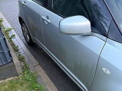 Silber Gebraucht 2005 Suzuki Swift Limousine | 1.199 € (Fairer Preis)