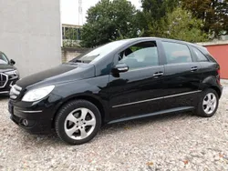 Schwarz Gebraucht 2008 Mercedes B200 Sport Van / Kleinbus | 2.999 € (Guter Preis)