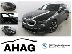 Schwarz Gebraucht 2024 BMW 520 M Sport Kombi | 56.840 € (Fairer Preis)