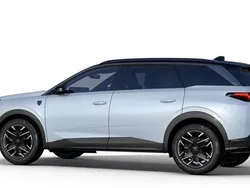 Okenit weiß metallic Neu 2025 Peugeot 5008 GT Van / Kleinbus | 38.475 € (Superpreis)