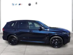 Metallic Gebraucht 2023 BMW X5 M M Sport SUV | 76.070 € (Etwas zu teuer)