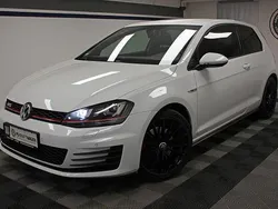 Weiß Gebraucht 2016 VW Golf VII GTI Limousine | 15.890 € (Guter Preis)