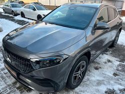 Grau Gebraucht 2024 Mercedes EQA300 SUV | 33.790 € (Guter Preis)