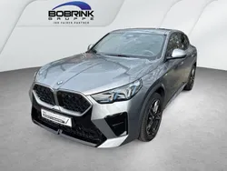 Grau Gebraucht 2024 BMW X2 M Sport SUV | 41.800 € (Teuer)