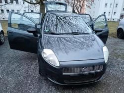 Grau Gebraucht 2009 Fiat Grande Punto Active Kleinwagen | 1.444 € (Guter Preis)