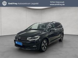 Grau Gebraucht 2022 VW Touran Highline Van / Kleinbus | 26.590 € (Fairer Preis)