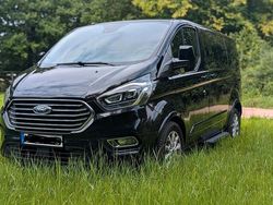 Schwarz Gebraucht 2019 Ford Tourneo Titanium X Van / Kleinbus | 25.995 €