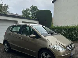 Gold Gebraucht 2006 Mercedes A170 Elegance Kleinwagen | 4.999 € (Etwas zu teuer)
