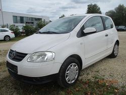 Weiß Gebraucht 2010 VW Fox Kleinwagen | 1.650 € (Fairer Preis)