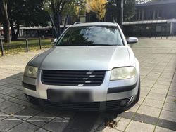 Silber Gebraucht 2002 VW Passat Kombi | 2.498 € (Fairer Preis)