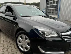 Schwarz Gebraucht 2015 Opel Insignia Kombi | 2.666 € (Guter Preis)