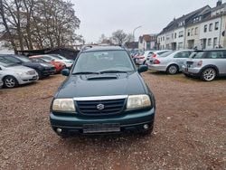 Grün Gebraucht 2002 Suzuki Grand Vitara Comfort SUV | 3.100 € (Superpreis)