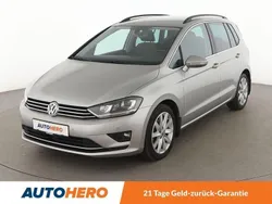 Grau Gebraucht 2015 VW Golf Sportsvan Highline Van / Kleinbus | 14.780 € (Fairer Preis)