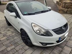 Weiß Gebraucht 2009 Opel Corsa Sport Limousine | 3.200 € (Fairer Preis)