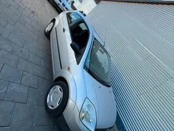 Silber Gebraucht 2005 Ford Fiesta Kleinwagen | 2.000 €