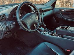 Silber Gebraucht 2001 Mercedes 200 Limousine | 3.200 € (Guter Preis)