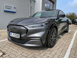 Carbonized grau Gebraucht 2021 Ford Mustang Mach-E SUV | 44.800 € (Teuer)
