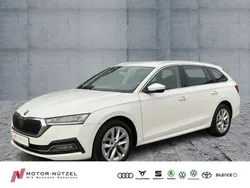 Weiß Gebraucht 2021 Skoda Octavia Style Kombi | 16.950 € (Fairer Preis)