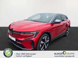 Nnp + kqg (metallic) Gebraucht 2022 Renault Mégane Techno Limousine | 29.960 € (Fairer Preis)