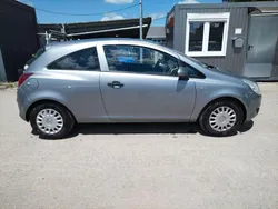Silber Gebraucht 2010 Opel Corsa Selection Limousine | 2.200 € (Fairer Preis)
