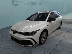 Weiß Gebraucht 2023 VW Golf VIII R-line Kombi | 32.140 € (Teuer)