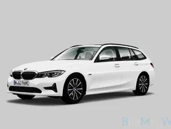 Alpinweiß uni 300schwarz Gebraucht 2021 BMW 320e Sport Line Limousine | 25.999 € (Fairer Preis)