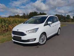 Weiß Gebraucht 2017 Ford Grand C-Max Titanium Van / Kleinbus | 6.700 € (Etwas zu teuer)