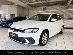 Weiß Gebraucht 2024 VW Polo Life Limousine | 16.980 € (Guter Preis)