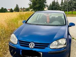 Blau Gebraucht 2005 VW Golf IV Trendline Limousine | 1.200 € (Guter Preis)